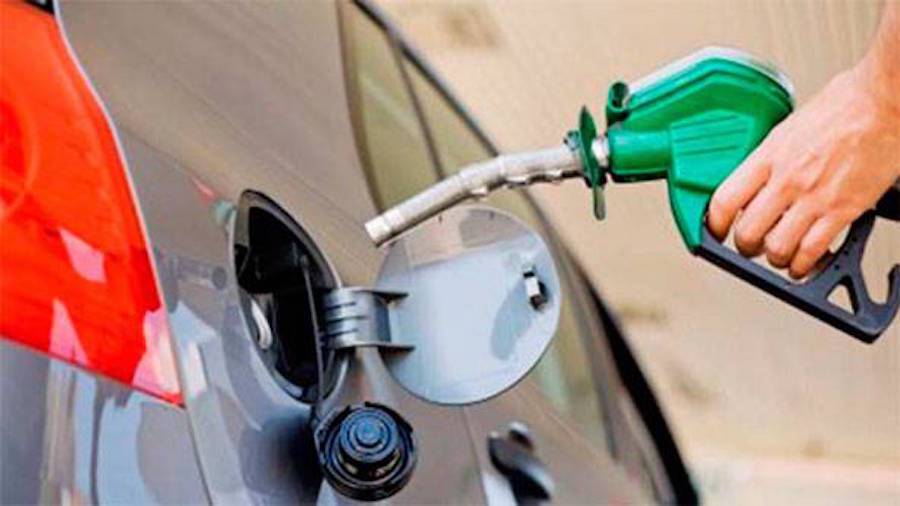 Postergan suba  de impuestos a  combustibles