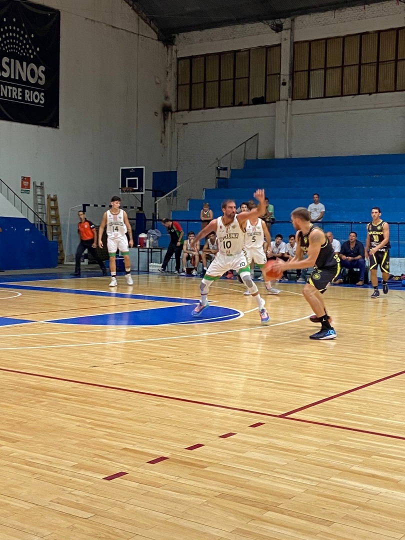 Neptunia ganó en Concordia y se afianza como cómodo líder