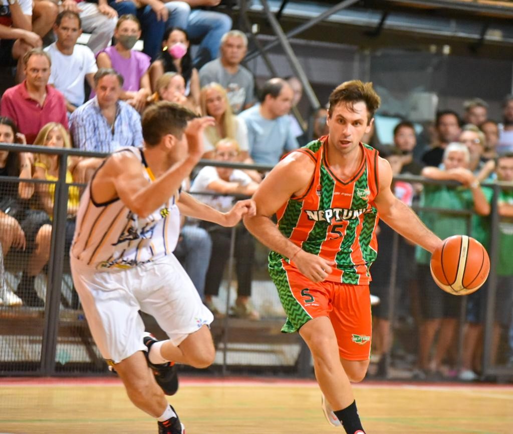 El líder Neptunia busca seguir de racha ante Luis Luciano