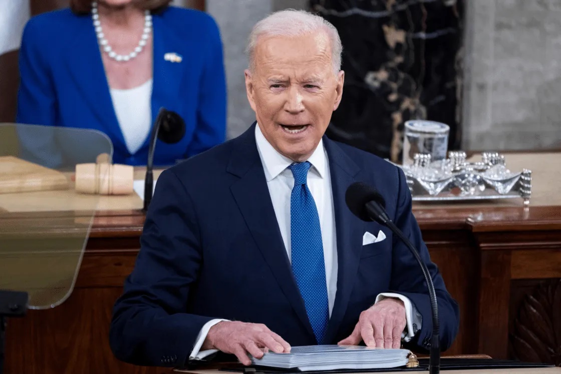 Biden prohíbe en EEUU la  importación de hidrocarburos de  Rusia por la invasión de Ucrania