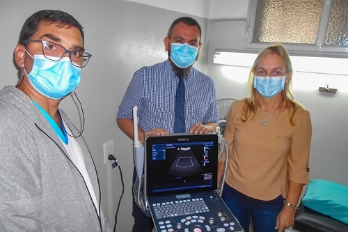 Entregan equipamiento de última  generación en ocho hospitales