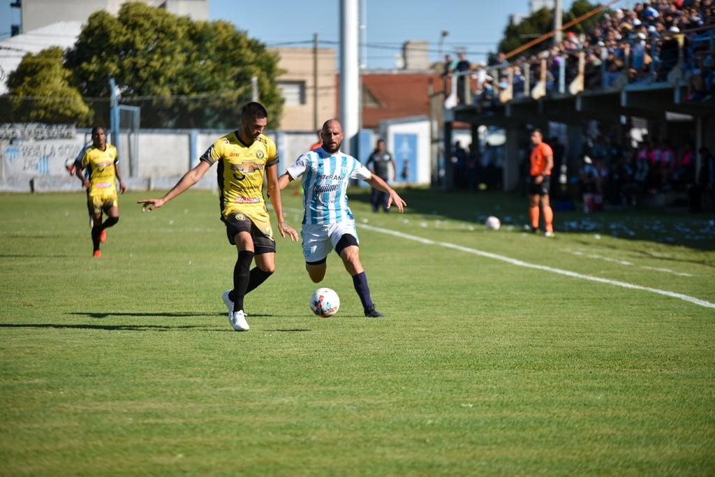 Federal A: Juventud no tuvo una buena tarde y cayó en su debut ante Crucero del Norte