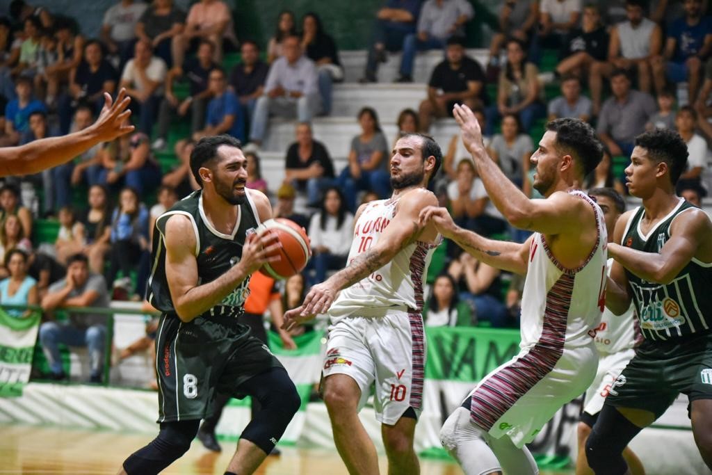 Racing no pudo dar la sorpresa ante La Unión 