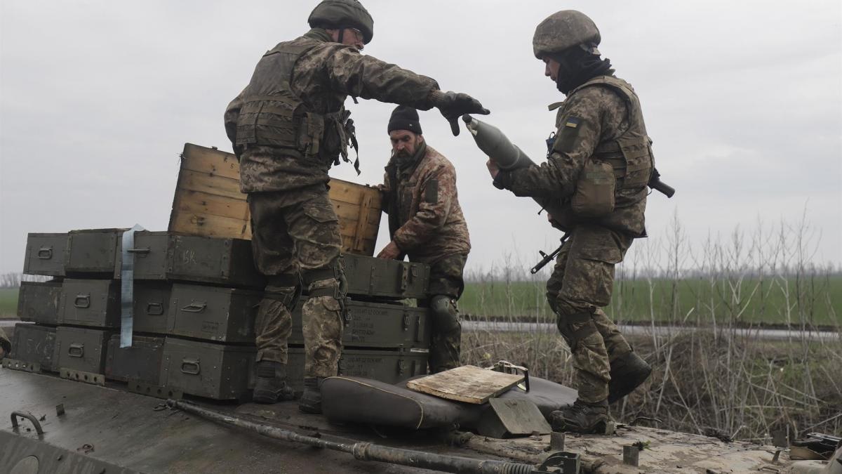 Rusia ataca instalaciones ferroviarias en Ucrania