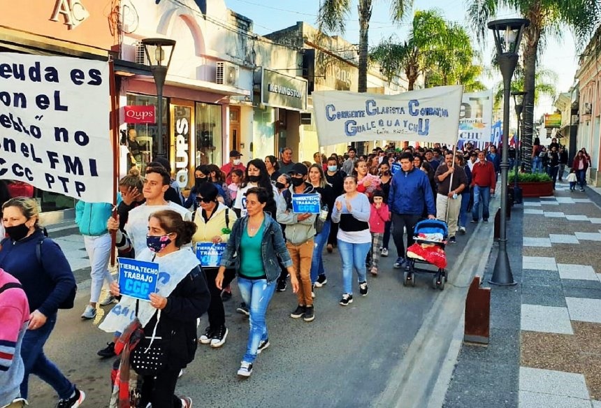 En actos separados, la Multisectorial y la CGT   conmemoraron el Día de los Trabajadores