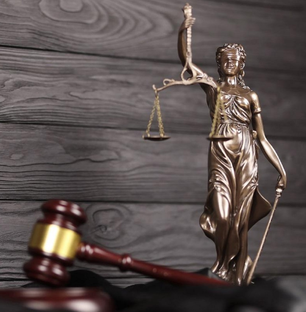 Las actuaciones policiales tienen que ser controladas por la justicia