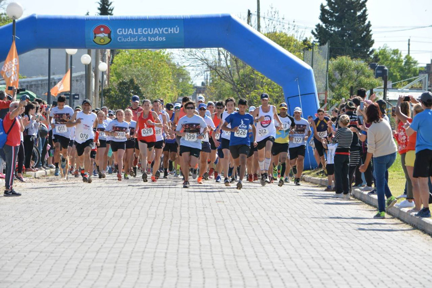 Regresa la actividad del duatlón al club Regatas