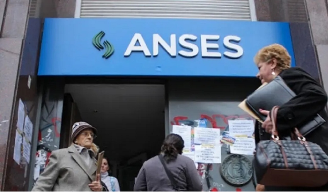 Empieza a pagarse el Refuerzo  de Ingresos  a más de 7 millones  de trabajadores de todo el país