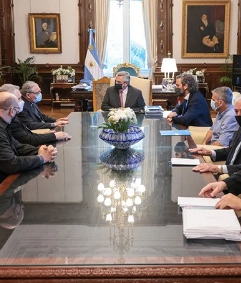 Alberto Fernández espera  un informe  para definir si  viaja a la Antártida  