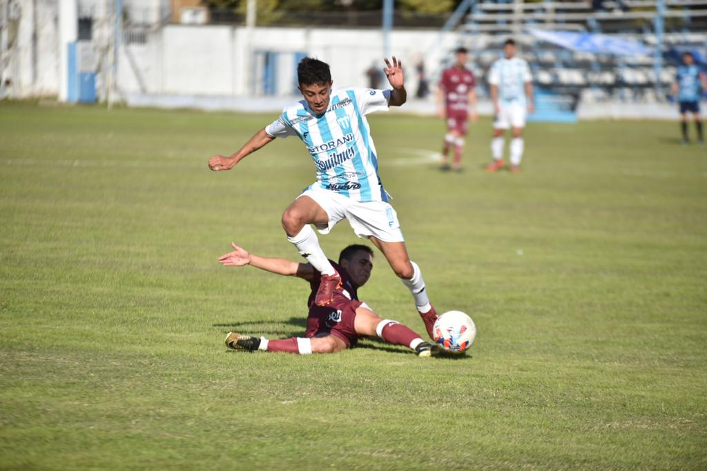 Confirmaron árbitros, día y horario para el próximo partido de Juventud