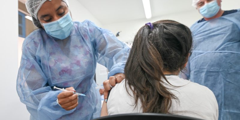 Casi el 60% de la población argentina no se aplicó dosis de refuerzo contra la Covid-19