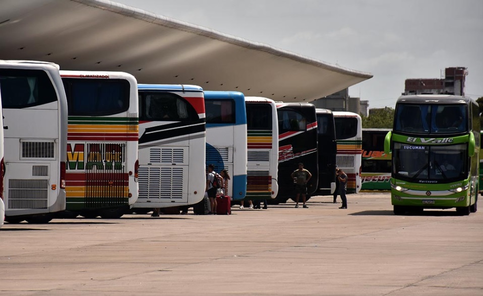 Se viene el fin de semana largo y el sector turístico advierte por la falta de combustible
