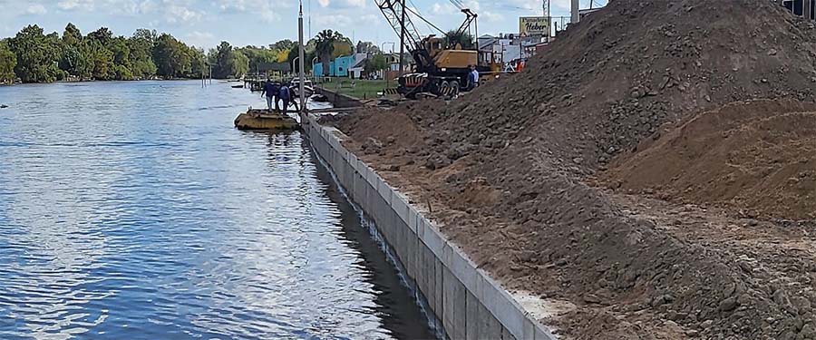 Villa Paranacito: recorrieron  los trabajos de la obra de  defensa contra inundaciones