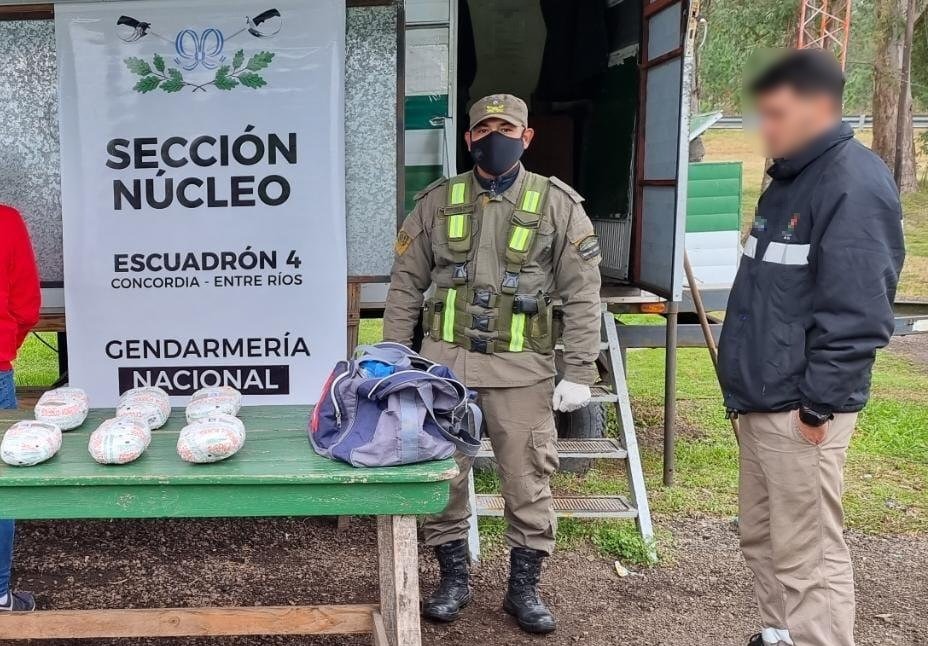 En la RN 14 encontraron a un hombre con droga