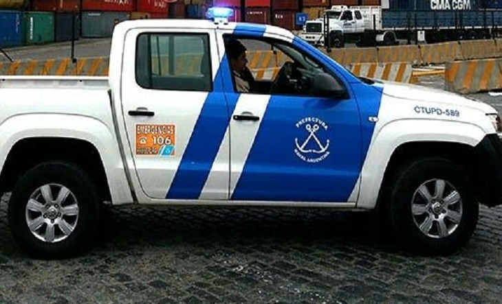 Desbaratan contrabando de indumentaria