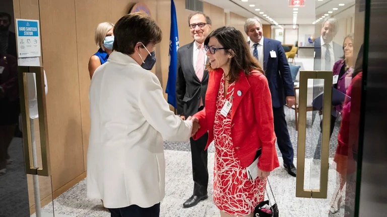 Batakis confirmó que no habrá  cambios en el acuerdo con el FMI