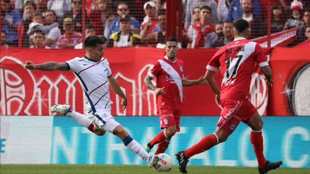 San Lorenzo superó a Argentinos en La Paternal