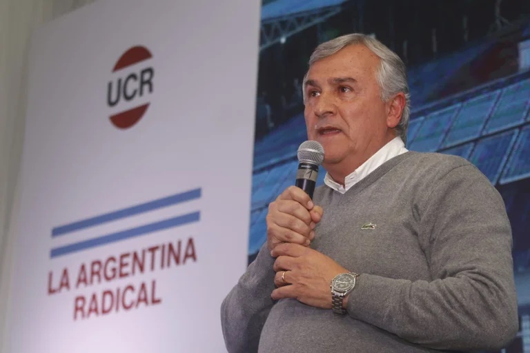 Planes sociales:   Morales  denunció el fomento de un  “Estado paralelo sin control”