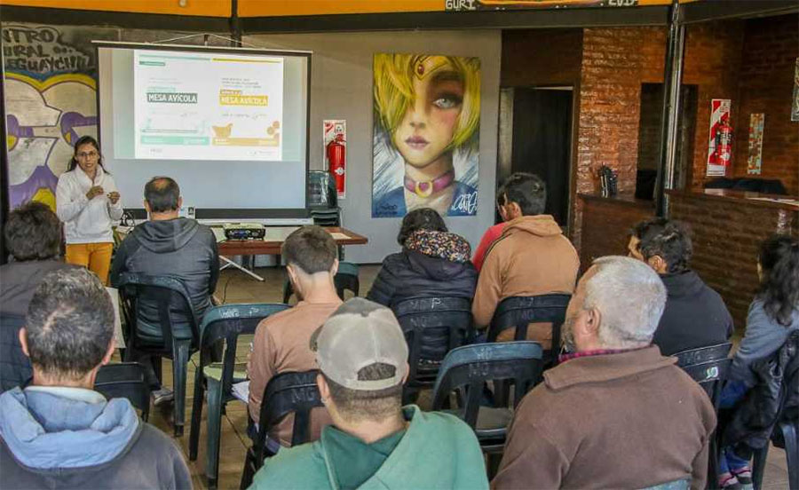 Segundo encuentro de la mesa avícola PASSS