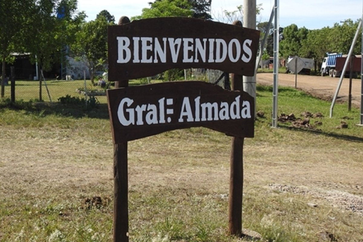 General Almada y Parera-Britos   pasarán a ser comunas