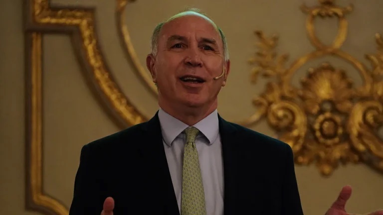 Ricardo Lorenzetti pidió  coordinar políticas de Estado  en las áreas de frontera
