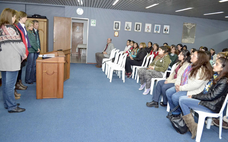 El Municipio de  Urdinarrain beneficia  a los estudiantes 