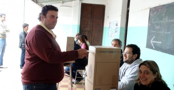 Larroque: Cambiemos  ganó por buen margen