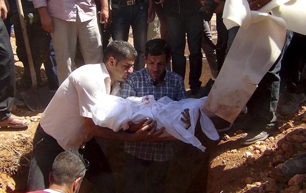  La familia del  fallecido niño  sirio Aylan Kurdi  obtuvo asilo  en Canadá