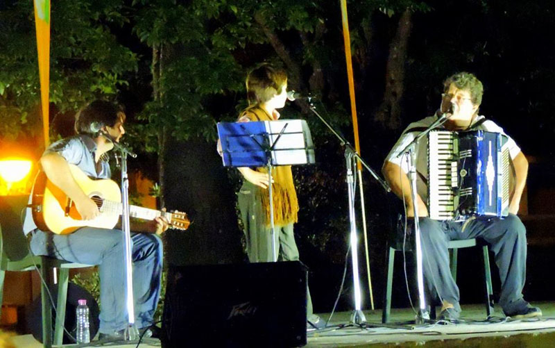 Ciclo Plaza Cultura y  Teatro en Larroque	