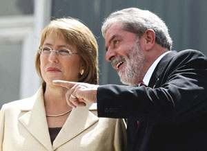 Michelle Bachelet pierde popularidad por corrupción