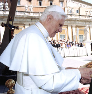 El Papa preocupado por las nuevas leyes