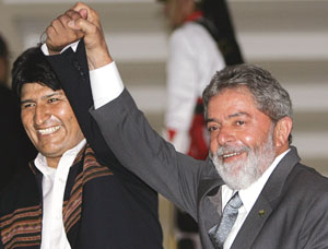 Morales y Lula deliberan en reunión sobre el gas