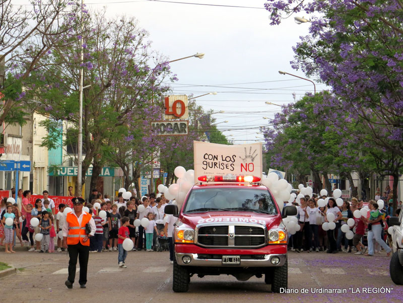 La Asociación Con los gurises ¡No! de Urdinarrain hará hoy su Sexta Marcha de los Globos Blancos 