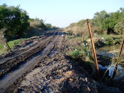 Problemas en el camino del distrito Las Piedras