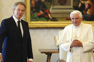 El Papa y Tony Blair  hablan con franqueza  de cuestiones delicadas