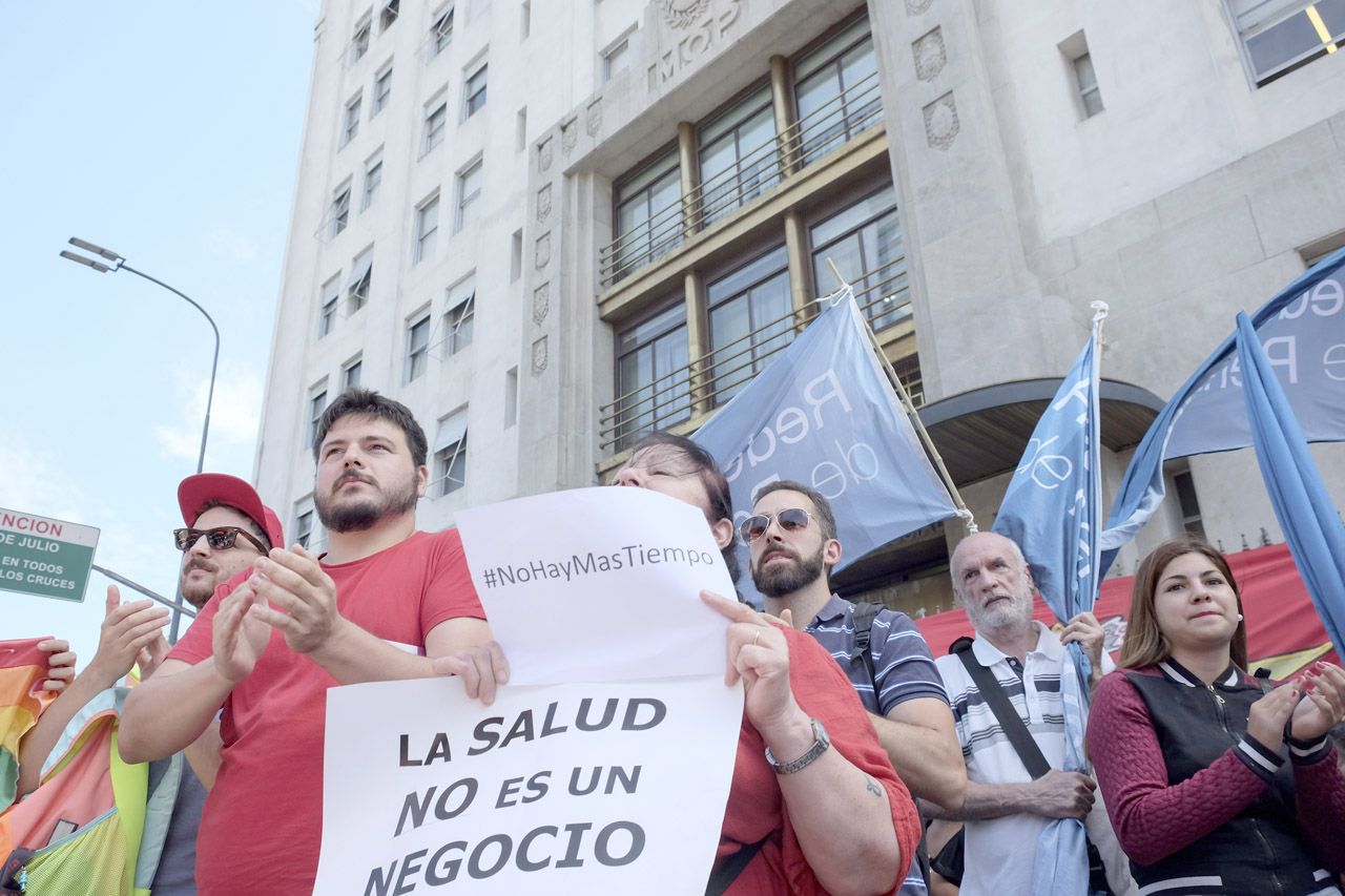 Un poderoso "Ciclón  Bomba" azota el noreste de  EEUU con nieve y hielo    