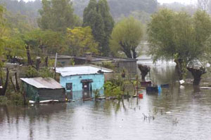 Miles de evacuados  en Uruguay por las  severas inundaciones