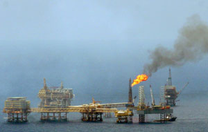 El petróleo sigue  su veloz escalada