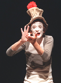 Murió el legendario mimo  francés Marcel Marçeau