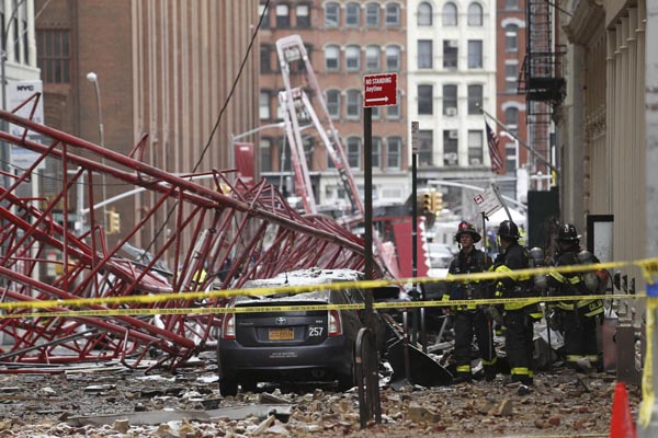  Se derrumbó una grúa en el corazón de Manhattan