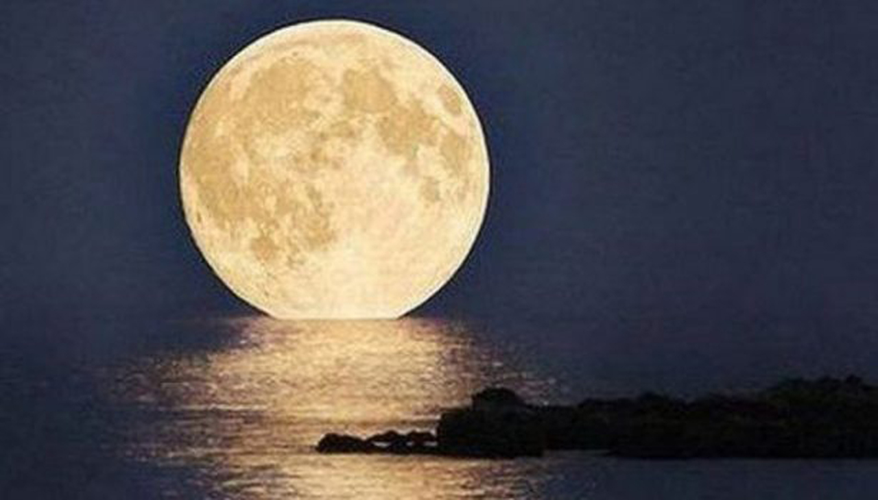 Una súper Blood Blue Moon después de 36 años...