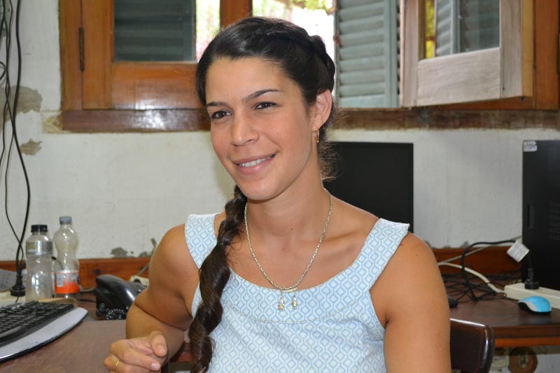  Enseña a patinar con el respaldo de ser campeona