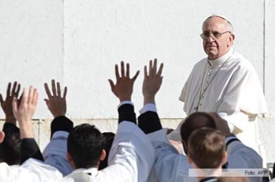  "La dignidad no es la que da el poder sino la de tener un trabajo digno”
