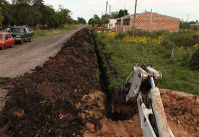   Avanzan las obras de agua, cloacas y alumbrado