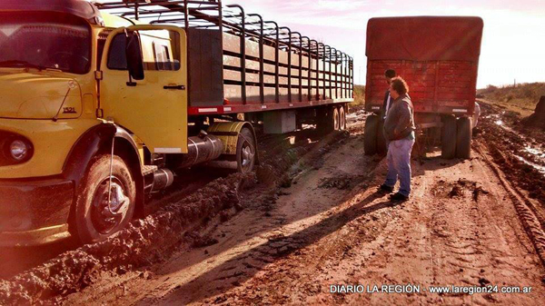 Ayer quedó intransitable el tramo Irazusta Larroque