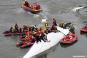  Un avión cayó a un río en Taiwán