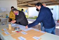 Entregaron material lúdico y didáctico al Hogar de Abuelos