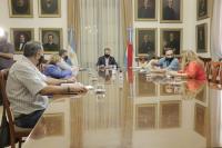 La Provincia mejoró la propuesta salarial a los gremios estatales