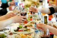 La Provincia habilitó reuniones privadas de hasta 20 personas