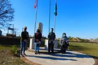 Irazusta presentó  su propia bandera